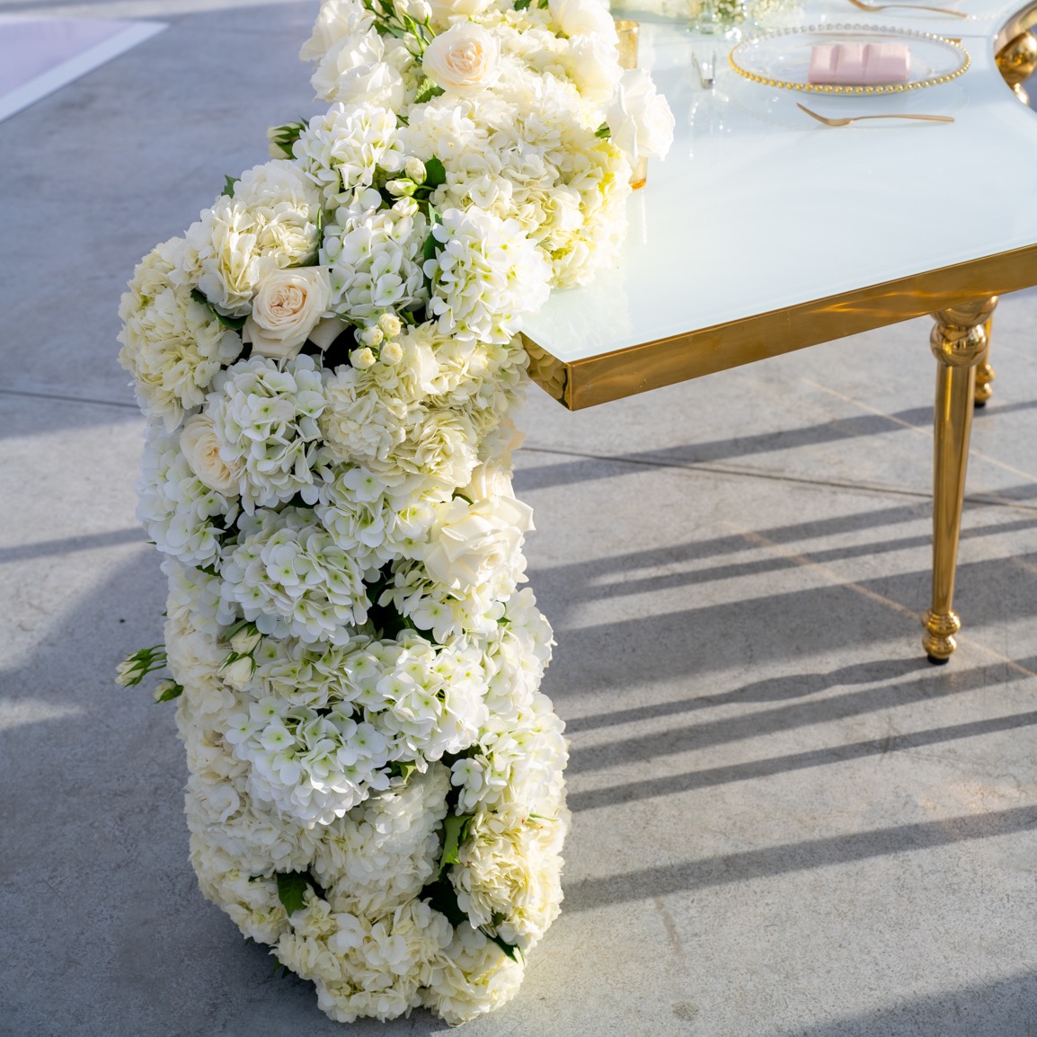 white flowing floral arrangement